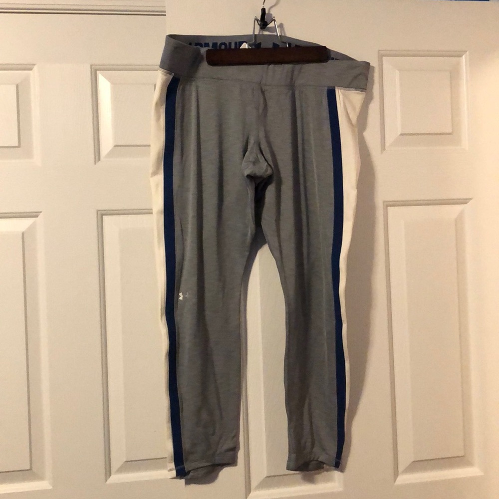 Under Armour Capri pants